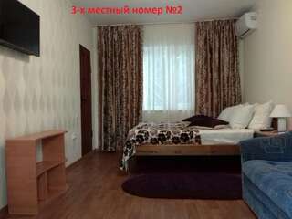 Гостиница Guest House na Baglikova 22a Алушта Трехместный номер-1